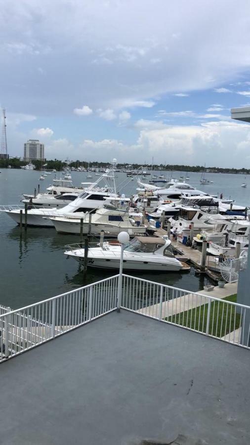 North Bay Village Apartment *